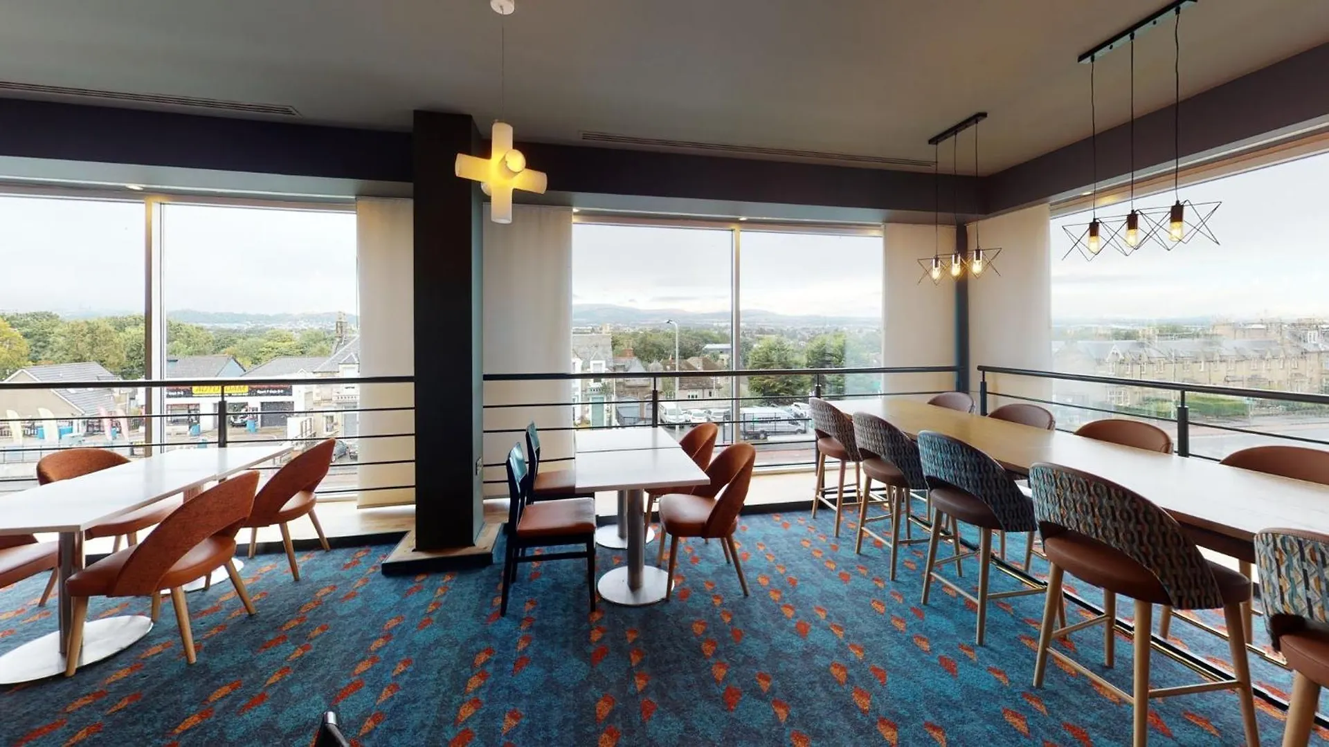 Holiday Inn Edinburgh Zoo By Ihg