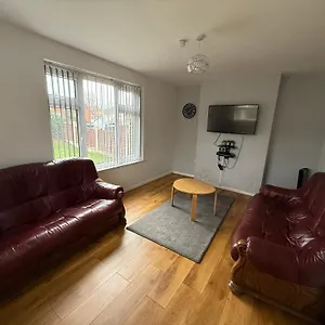  Holiday home Cosy Near Nec, Bhx Bullring & Solihull United Kingdom