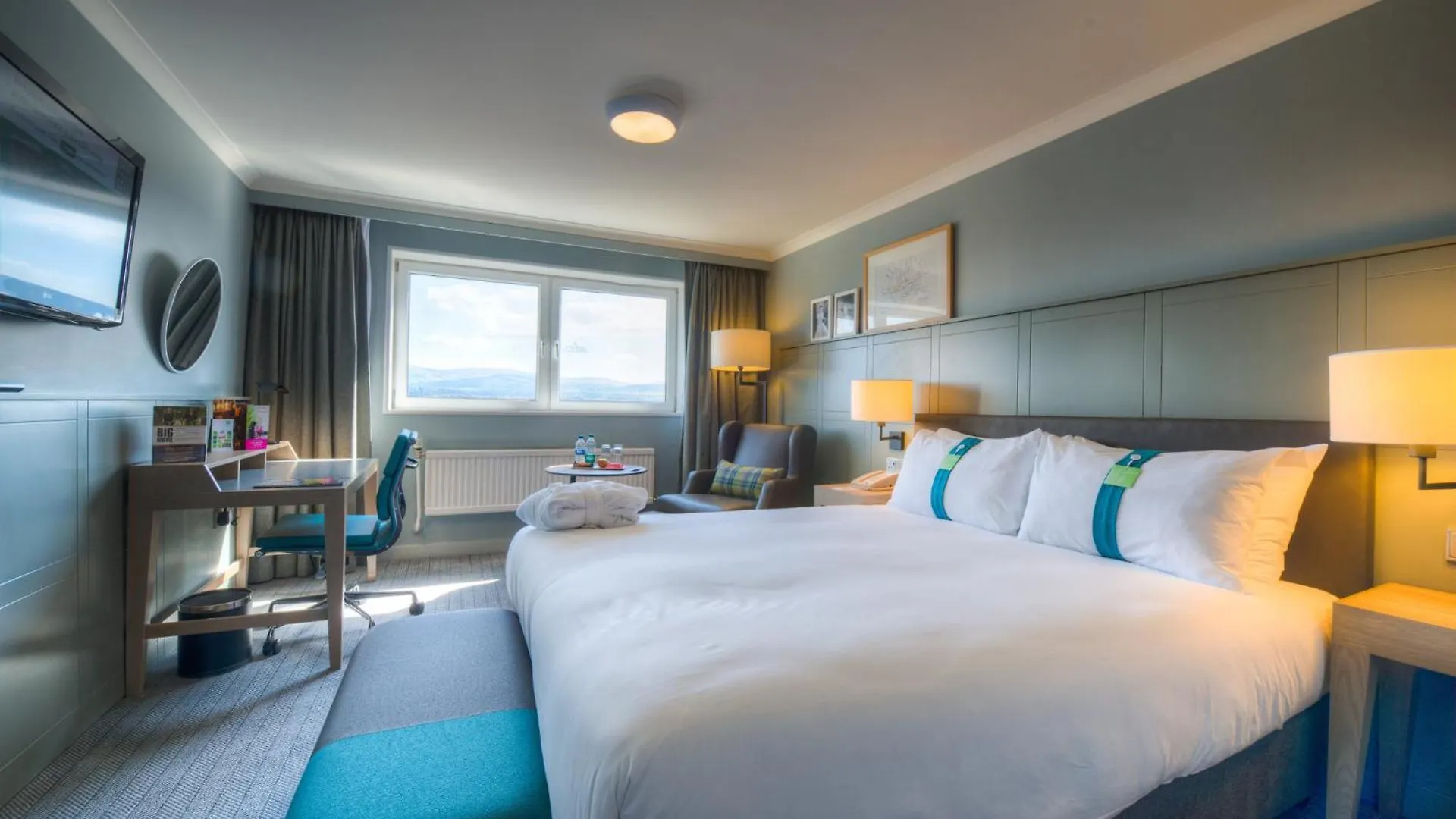 Holiday Inn Edinburgh Zoo By Ihg