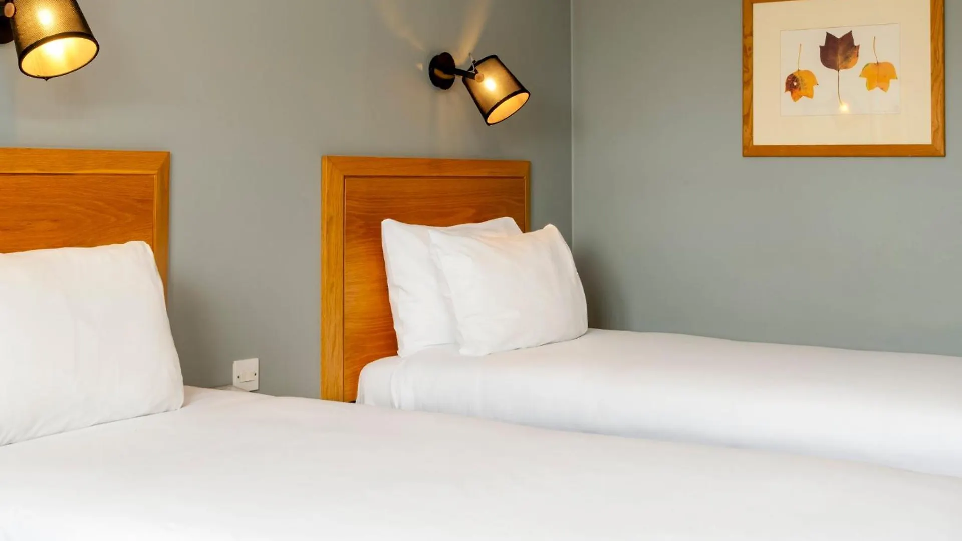 Hotel Holiday Inn Edinburgh Zoo By Ihg
