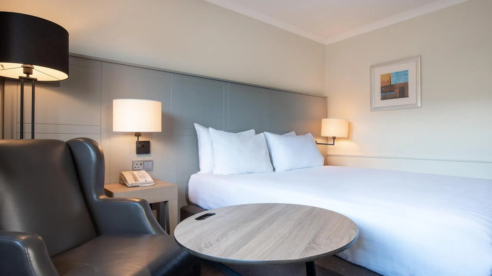 Holiday Inn Edinburgh Zoo By Ihg Hotel