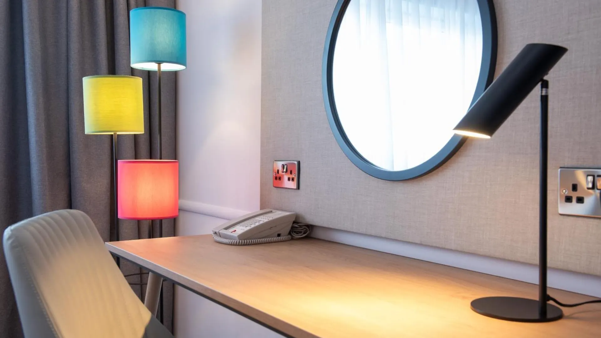 Szálloda Holiday Inn Edinburgh Zoo By Ihg